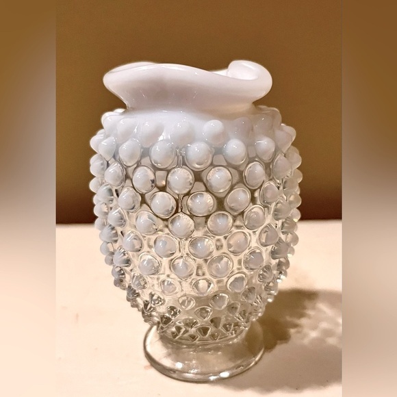 Fenton Hand Blown moonstone opalescent bud vase hobnail heart art glass VTG gift - Picture 1 of 13